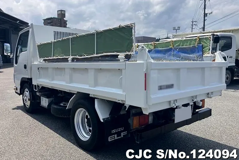 2017 Isuzu / Elf Stock No. 124094