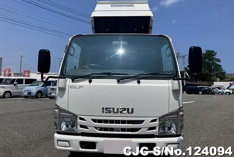 2017 Isuzu / Elf Stock No. 124094