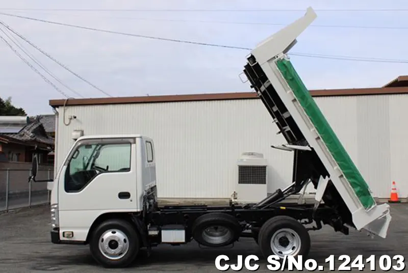 2014 Isuzu / Elf Stock No. 124103