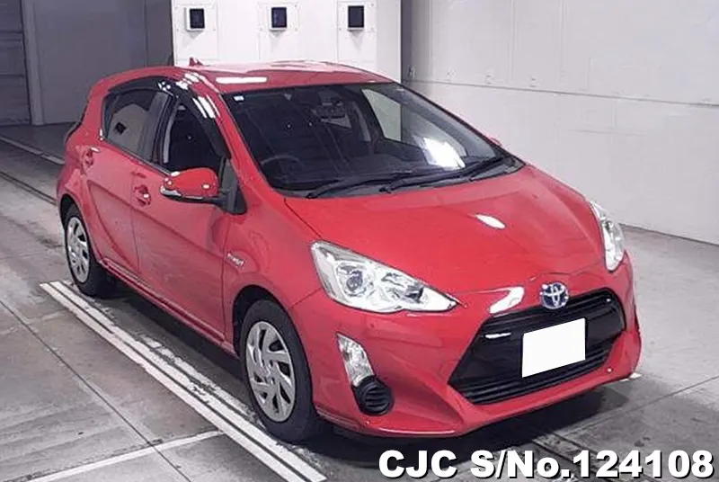 2015 Toyota / Aqua Stock No. 124108