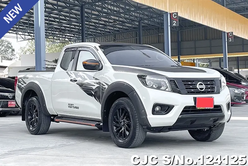 2020 Nissan / Navara Stock No. 124125