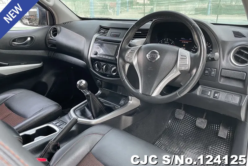 2020 Nissan / Navara Stock No. 124125