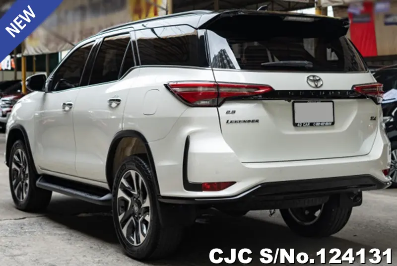 2021 Toyota / Fortuner Stock No. 124131