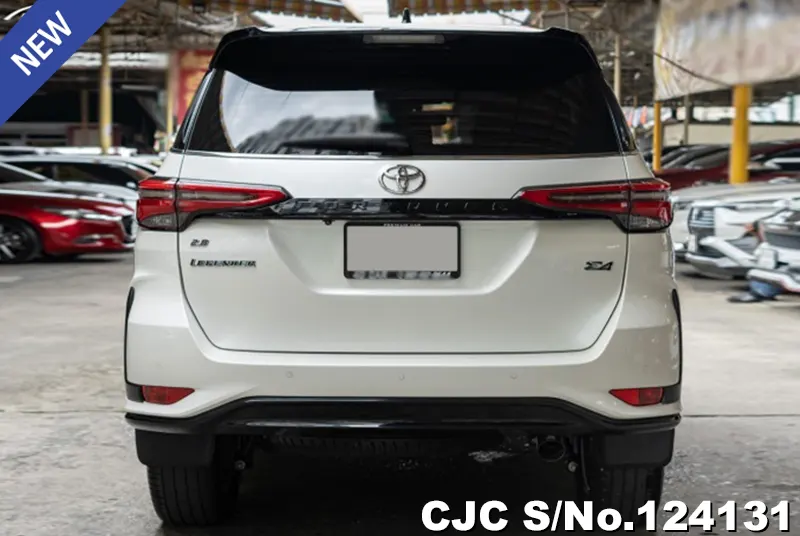 2021 Toyota / Fortuner Stock No. 124131