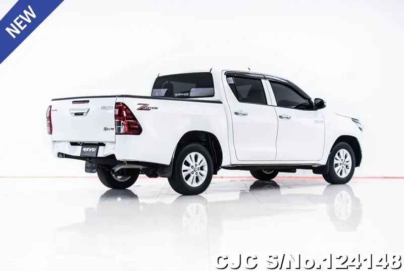 2021 Toyota / Hilux / Revo Stock No. 124148