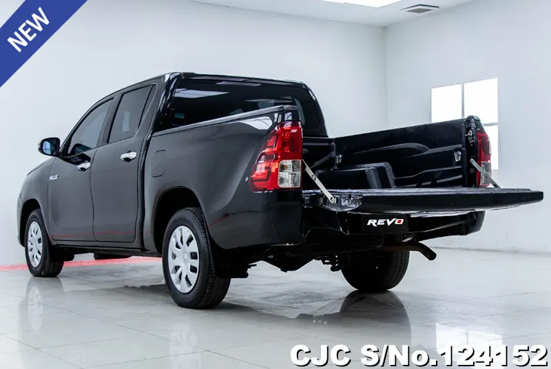 2018 Toyota / Hilux / Revo Stock No. 124152