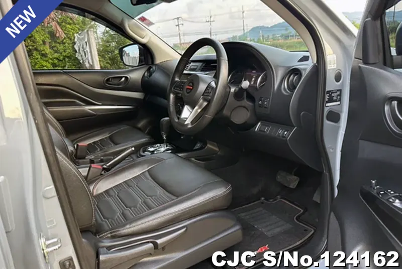 2020 Nissan / Navara Stock No. 124162