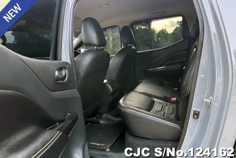 Nissan Navara in Stealth Grey for Sale Image 13