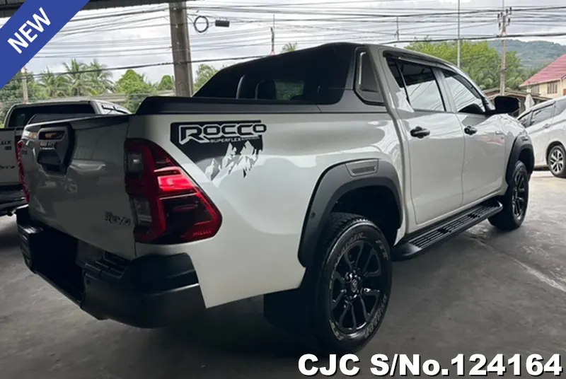 2021 Toyota / Hilux / Revo Rocco Stock No. 124164