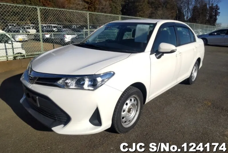 2019 Toyota / Corolla Axio Stock No. 124174