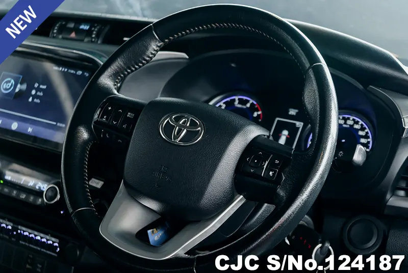 2018 Toyota / Hilux / Revo Stock No. 124187