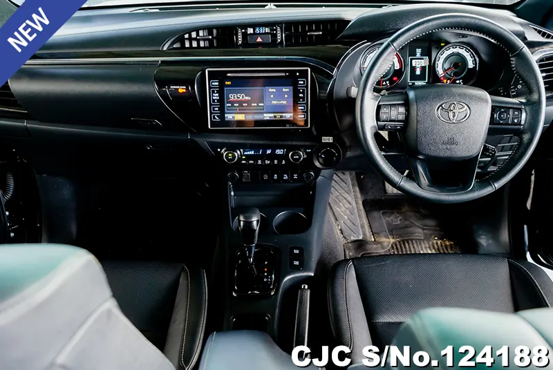 2018 Toyota / Hilux / Revo Stock No. 124188