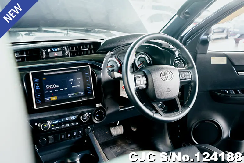 2018 Toyota / Hilux / Revo Stock No. 124188