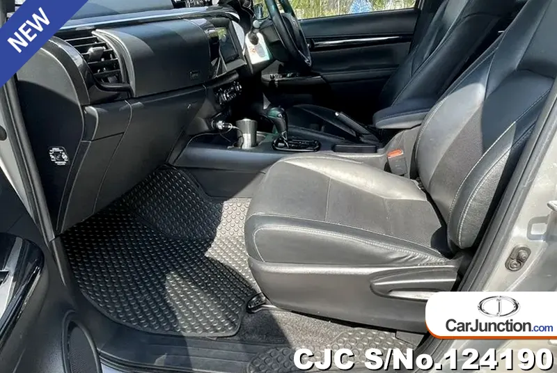 2019 Toyota / Hilux / Revo Rocco Stock No. 124190