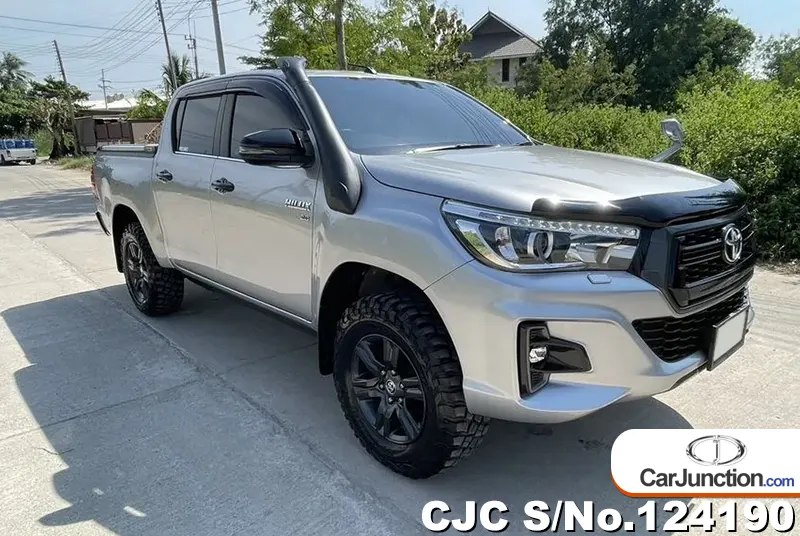 2019 Toyota / Hilux / Revo Rocco Stock No. 124190