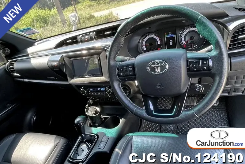 2019 Toyota / Hilux / Revo Rocco Stock No. 124190