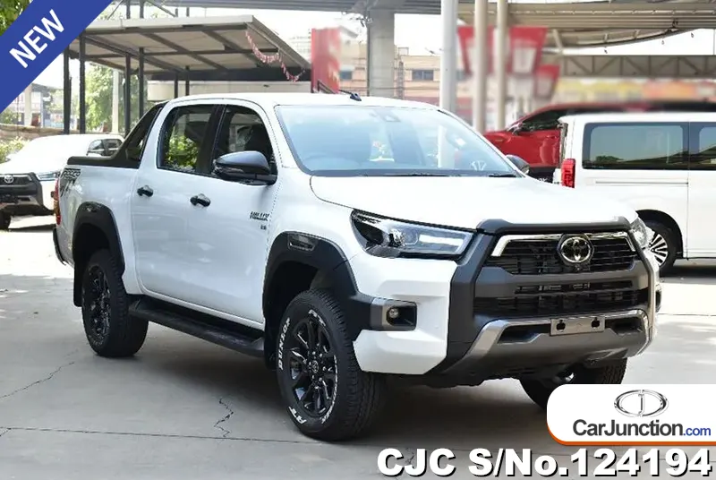 Toyota Hilux in White for Sale Image 0