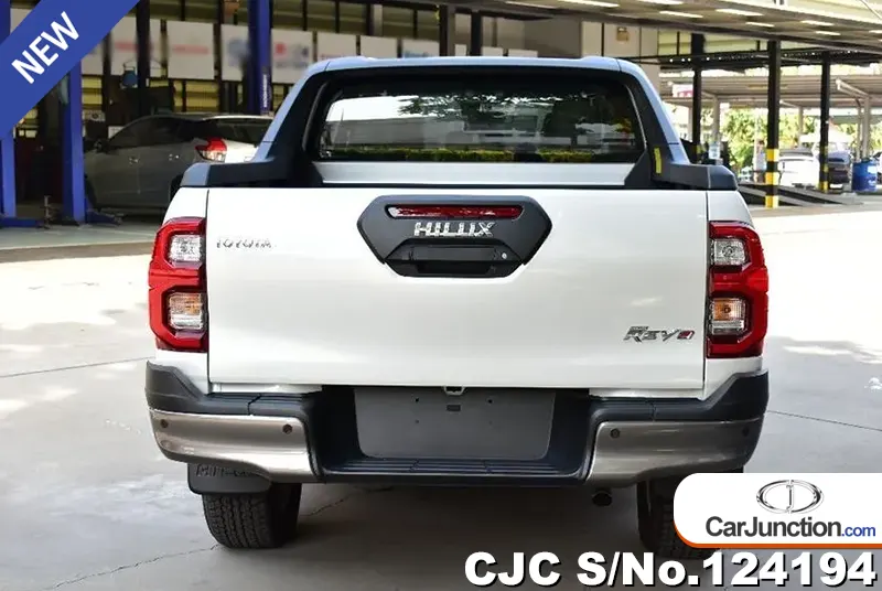 2023 Toyota / Hilux / Revo Rocco Stock No. 124194