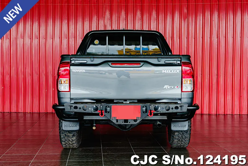 2023 Toyota / Hilux / Revo Stock No. 124195