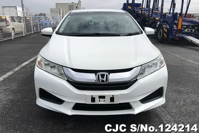 2016 Honda / Grace Stock No. 124214