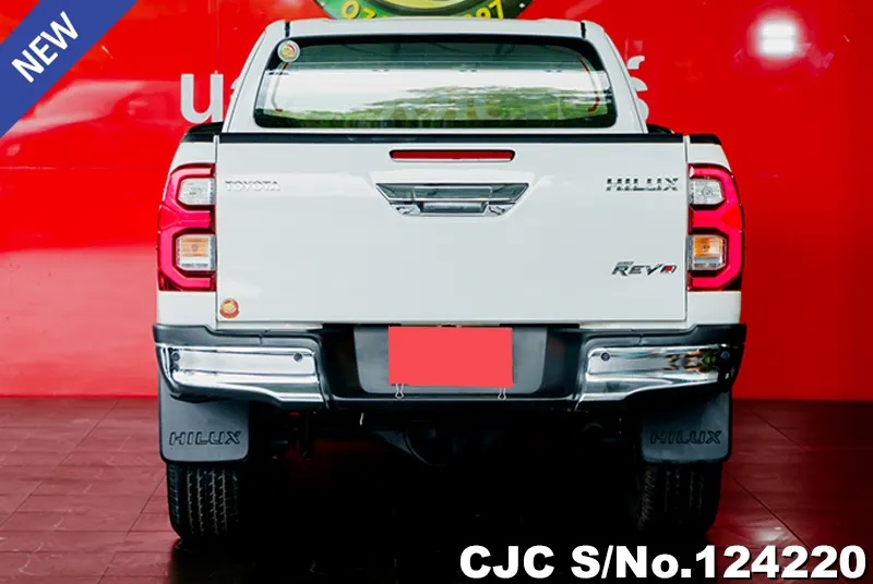 2021 Toyota / Hilux / Revo Stock No. 124220