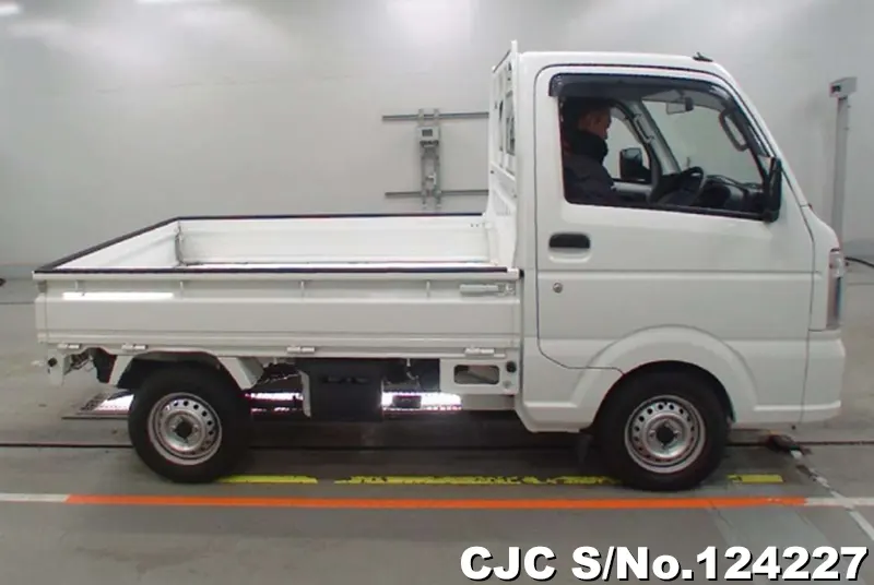 2016 Suzuki / Carry Stock No. 124227