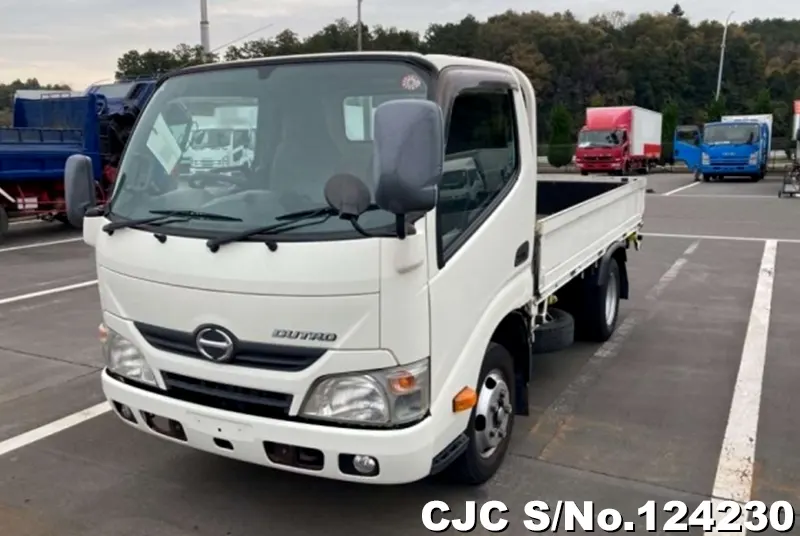 2016 Hino / Dutro Stock No. 124230