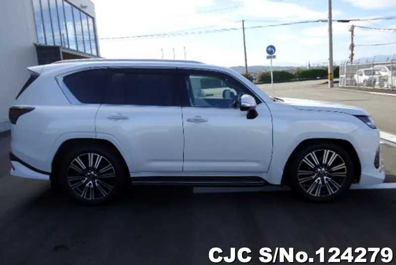 2023 Lexus / LX 600 Stock No. 124279