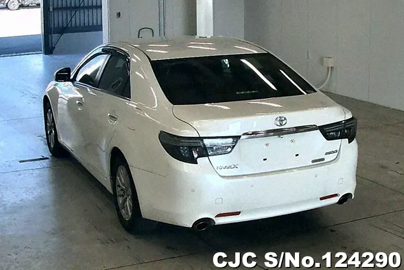 2017 Toyota / Mark X Stock No. 124290