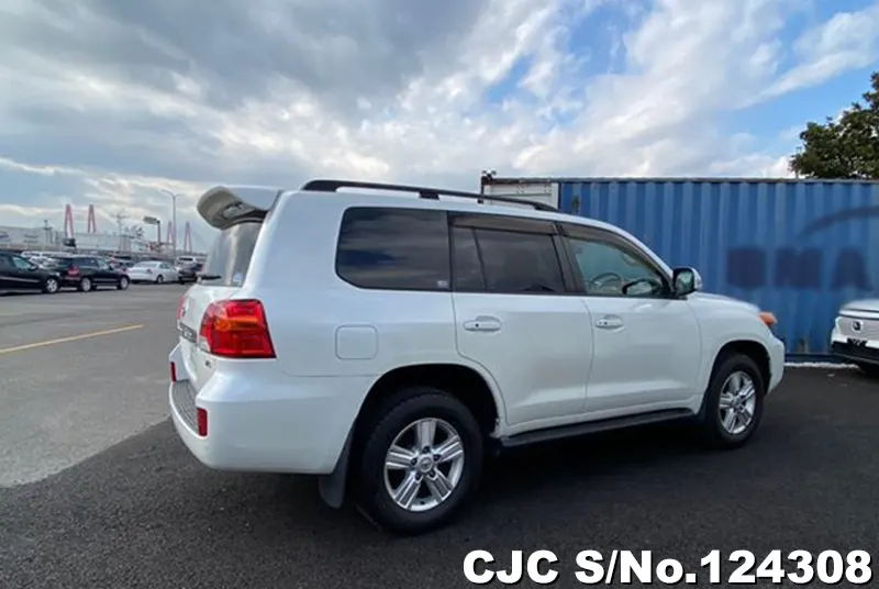 2015 Toyota / Land Cruiser Stock No. 124308