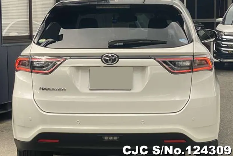 2015 Toyota / Harrier Stock No. 124309