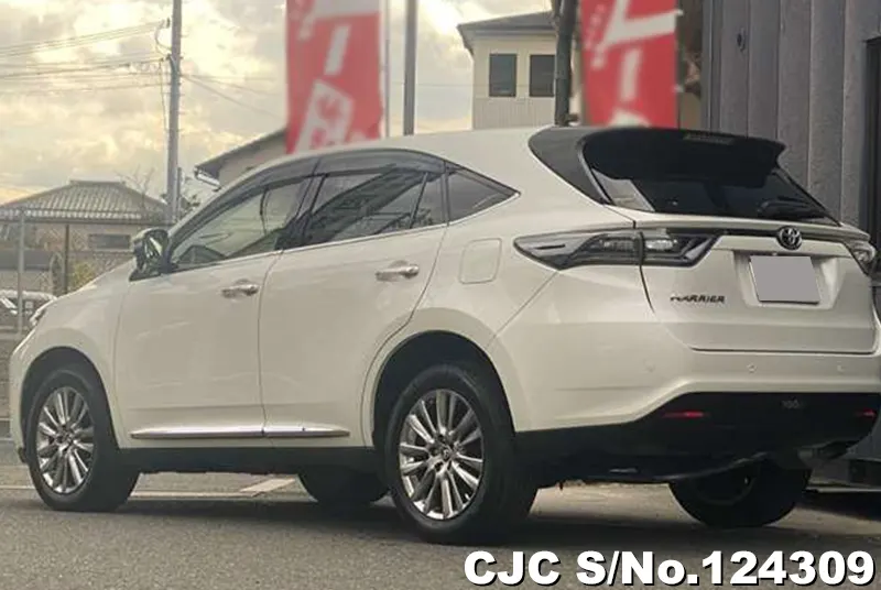 2015 Toyota / Harrier Stock No. 124309