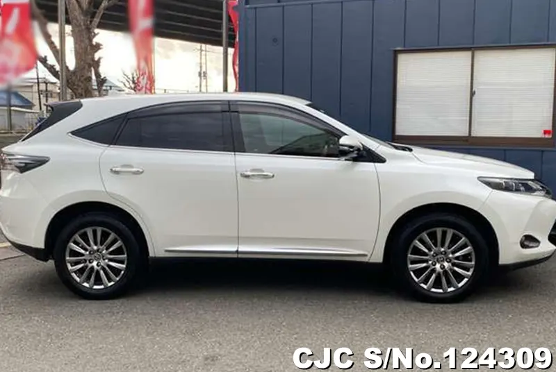 2015 Toyota / Harrier Stock No. 124309