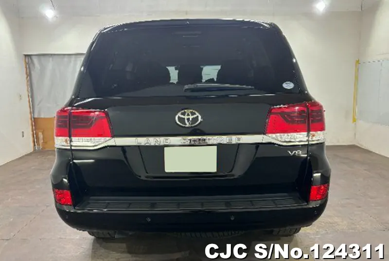 2017 Toyota / Land Cruiser Stock No. 124311