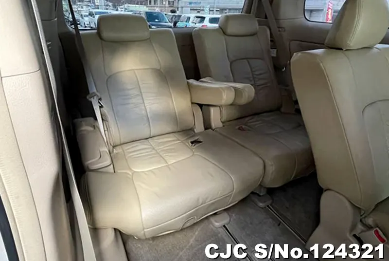 2010 Toyota / Alphard Stock No. 124321