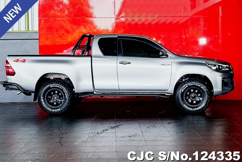 2019 Toyota / Hilux / Revo Stock No. 124335