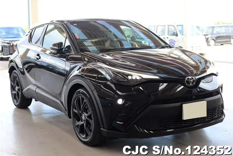 2023 Toyota / C-HR Stock No. 124352