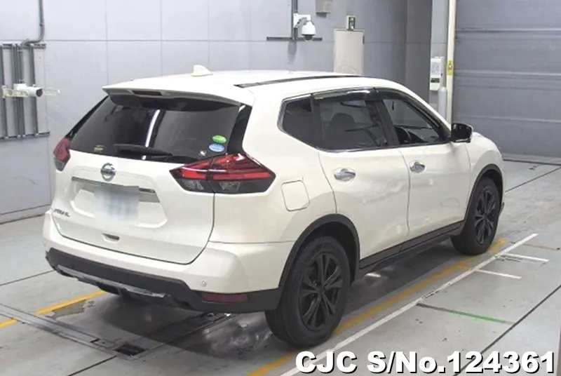 2018 Nissan / X-Trail Stock No. 124361