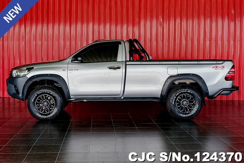 2019 Toyota / Hilux / Revo Stock No. 124370