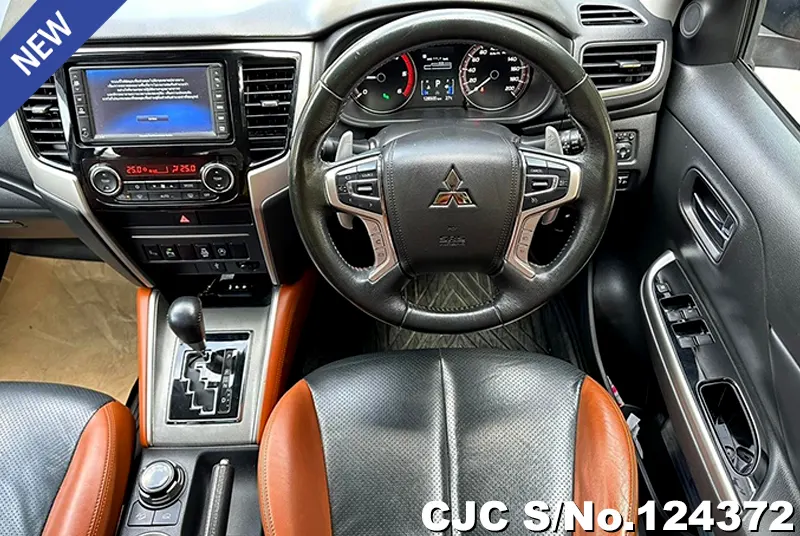 Mitsubishi Triton in Orange for Sale Image 9