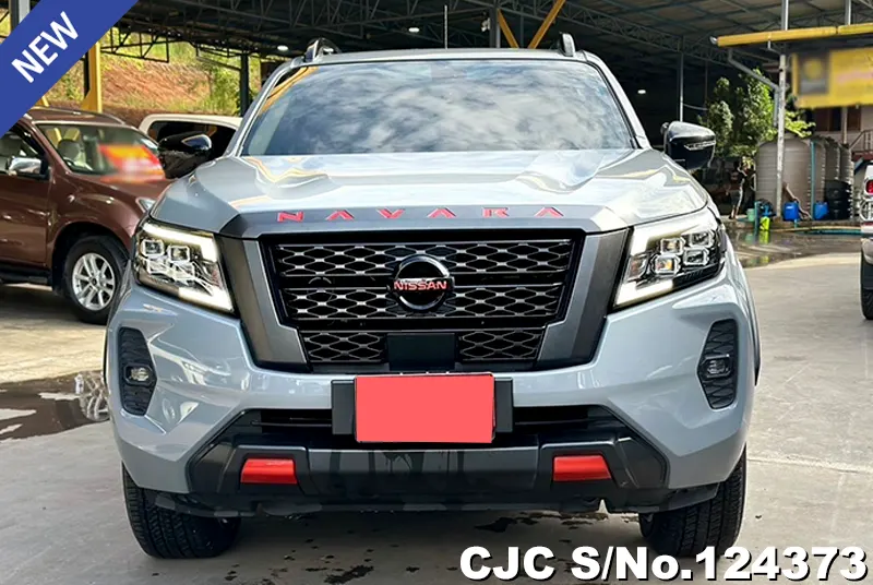 Nissan Navara in Stealth Grey for Sale Image 4