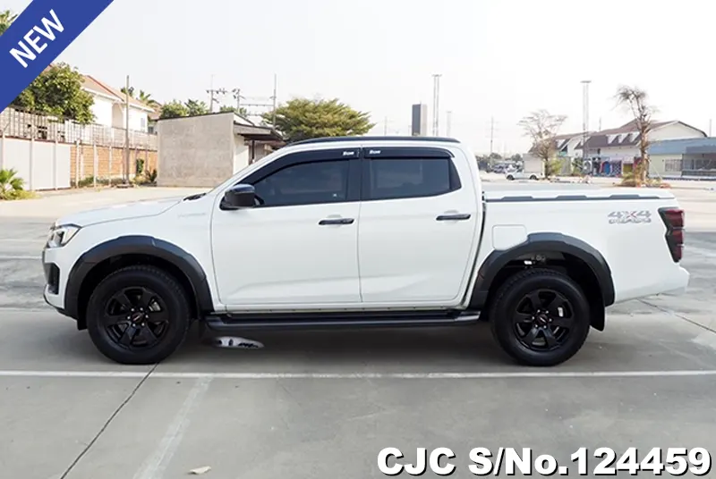 Isuzu D-Max in White for Sale Image 5