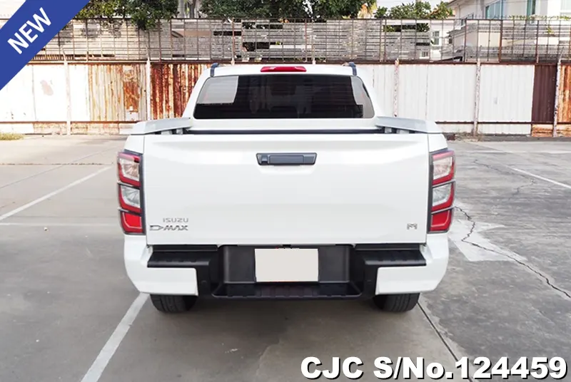 Isuzu D-Max in White for Sale Image 3