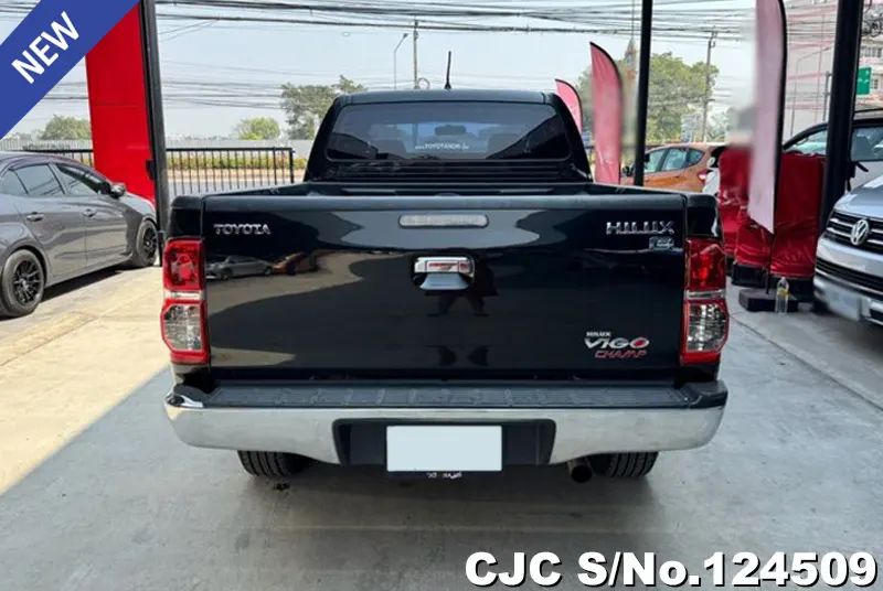 Toyota Hilux in Black for Sale Image 3