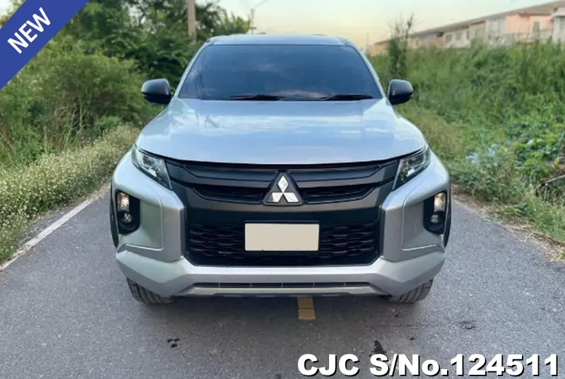 Mitsubishi Triton in Silver for Sale Image 4