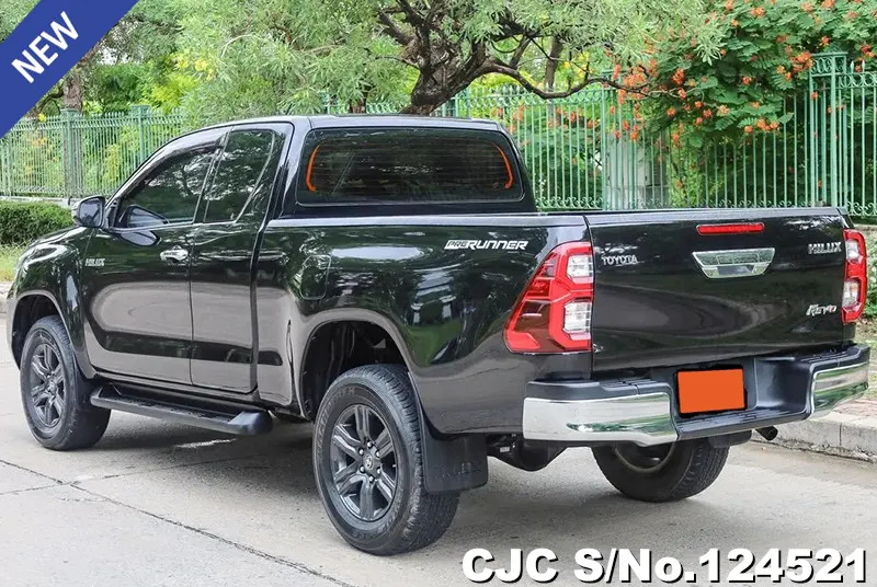 Toyota Hilux in Black for Sale Image 2