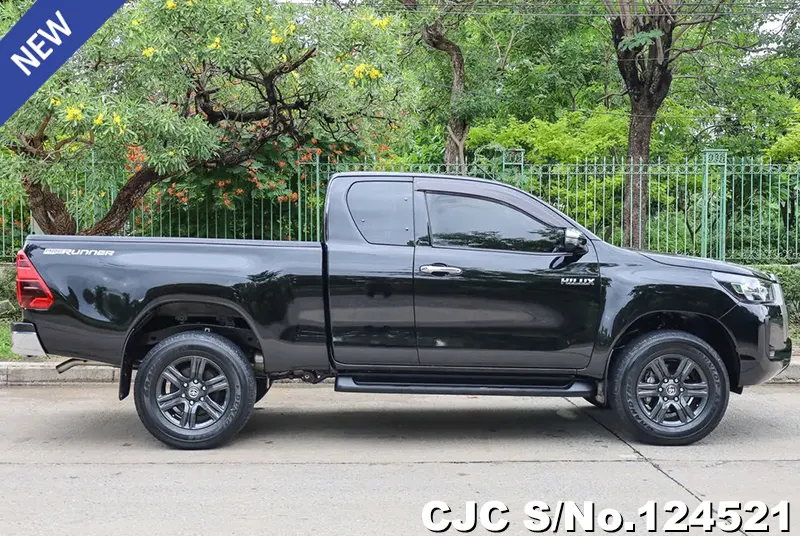 Toyota Hilux in Black for Sale Image 6