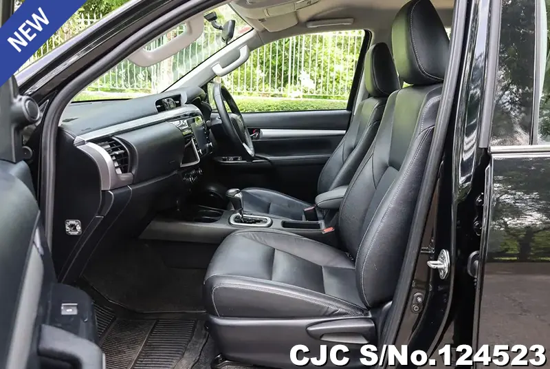 Toyota Hilux in Black for Sale Image 12