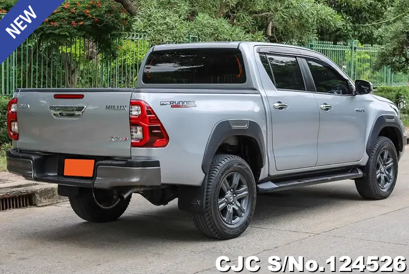 Toyota Hilux in Gray for Sale Image 1