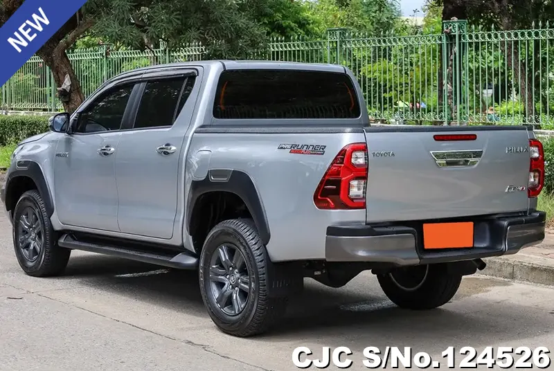 Toyota Hilux in Gray for Sale Image 2